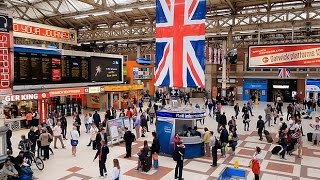 A Walk Through The London Victoria Station London England [upl. by Aihsemek]